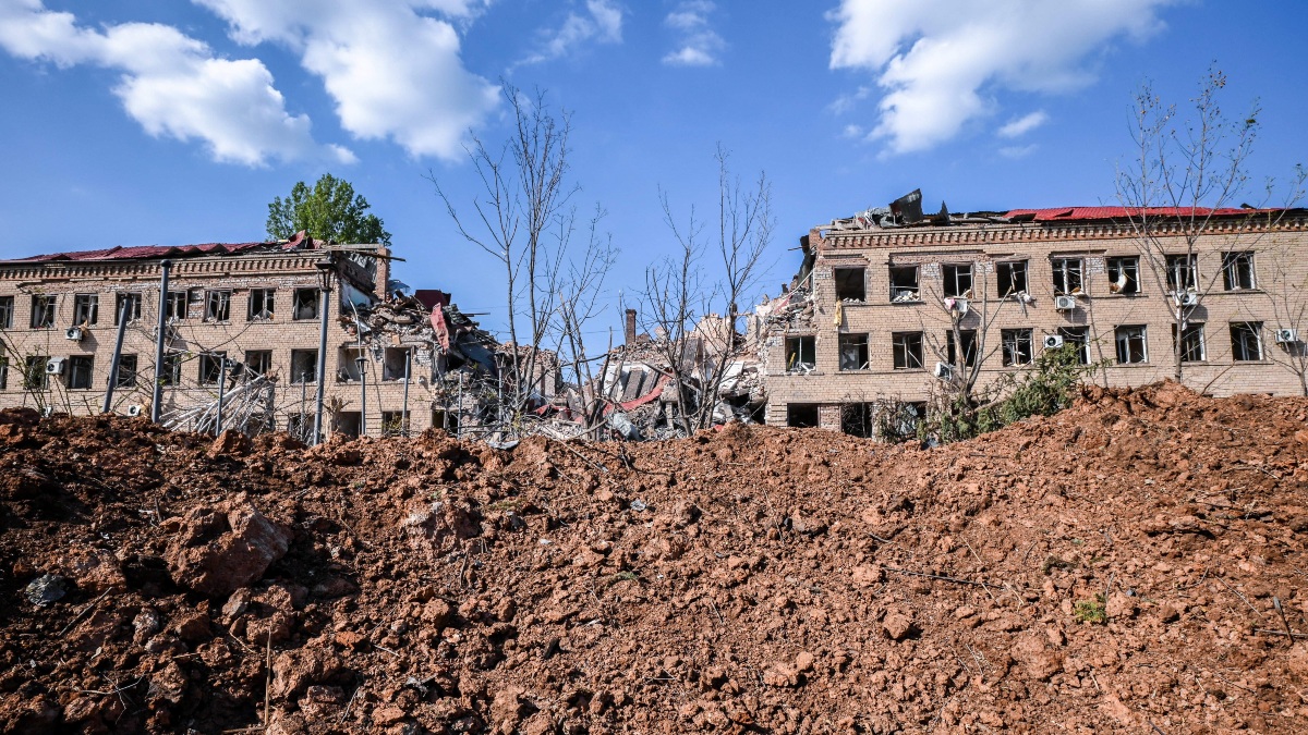 Un sanatorio destruido en la ciudad de Soledar, Ucrania
