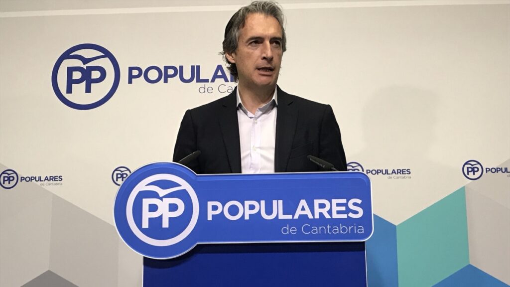Feijóo encarga a un exministro de Rajoy redactar el programa electoral para el 28-M