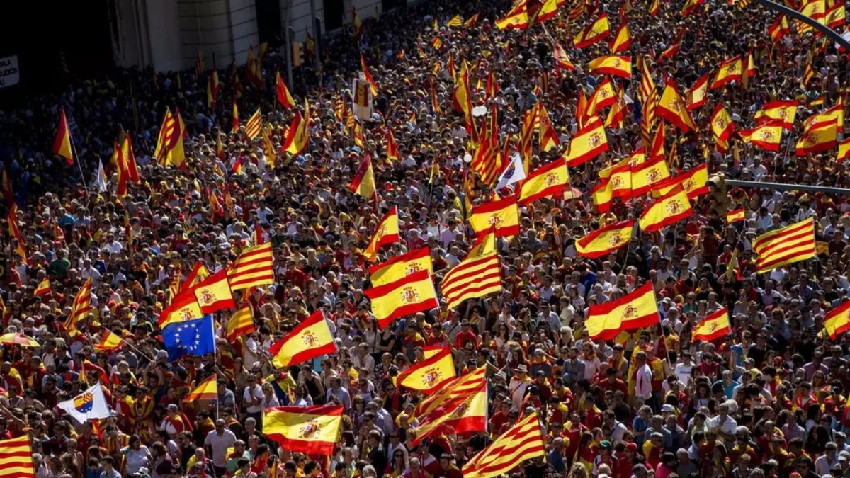 Manifestación constitucionalista en Barcelona (Cataluña)
