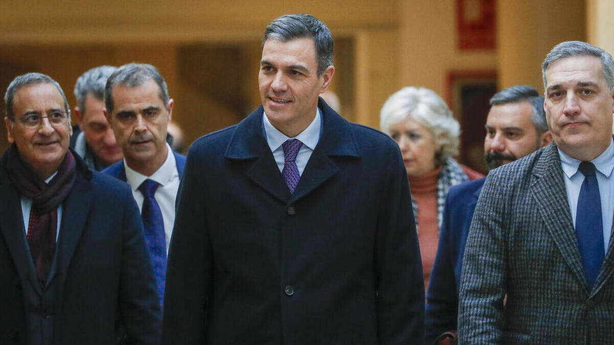 El presidente del Gobierno, Pedro Sánchez en el pleno del Senado tras el lío del 'sí es sí'