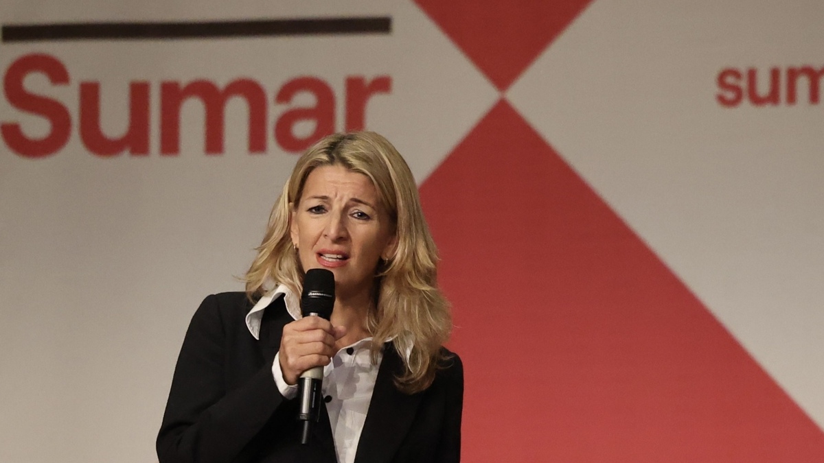 La vicepresidenta segunda, Yolanda Díaz, durante un acto de escucha de 'Sumar', en Zaragoza.