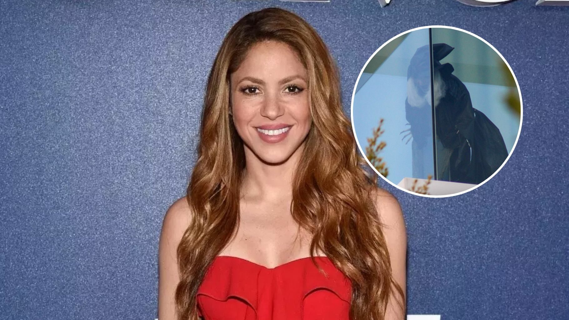 Shakira tiene una bruja de gran tamaño en su balcón, que mira a la casa de su suegra