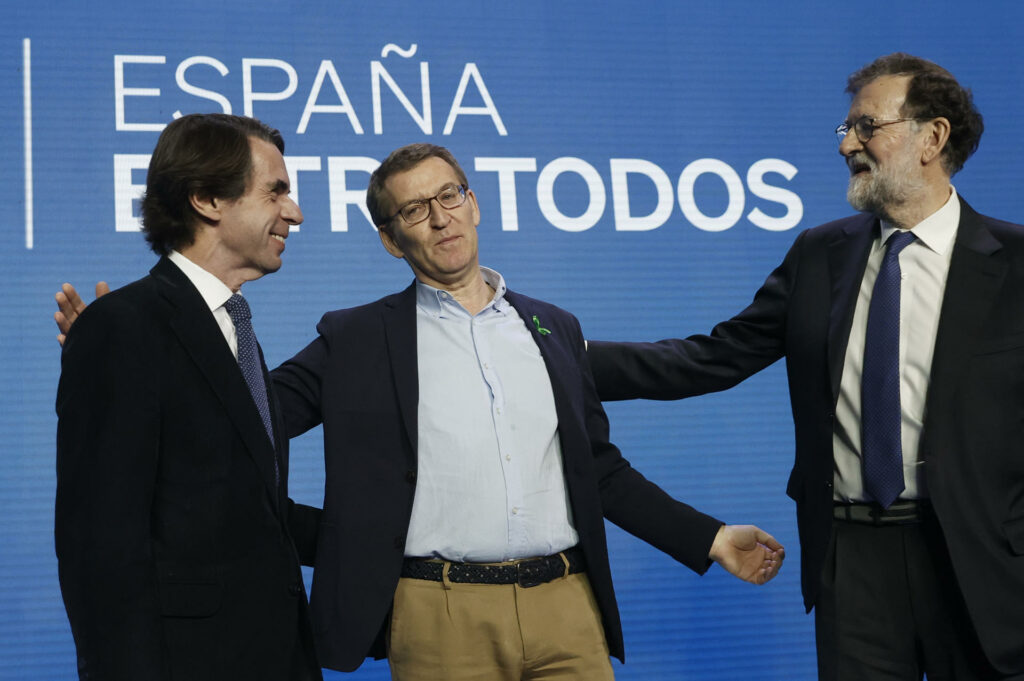 Aznar avala a Feijóo y apuesta por su camino 