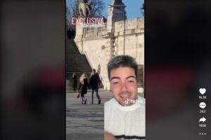 El tiktoker Abel Planelles muestra las primeras fotos de Risto Mejide con su nueva novia por París