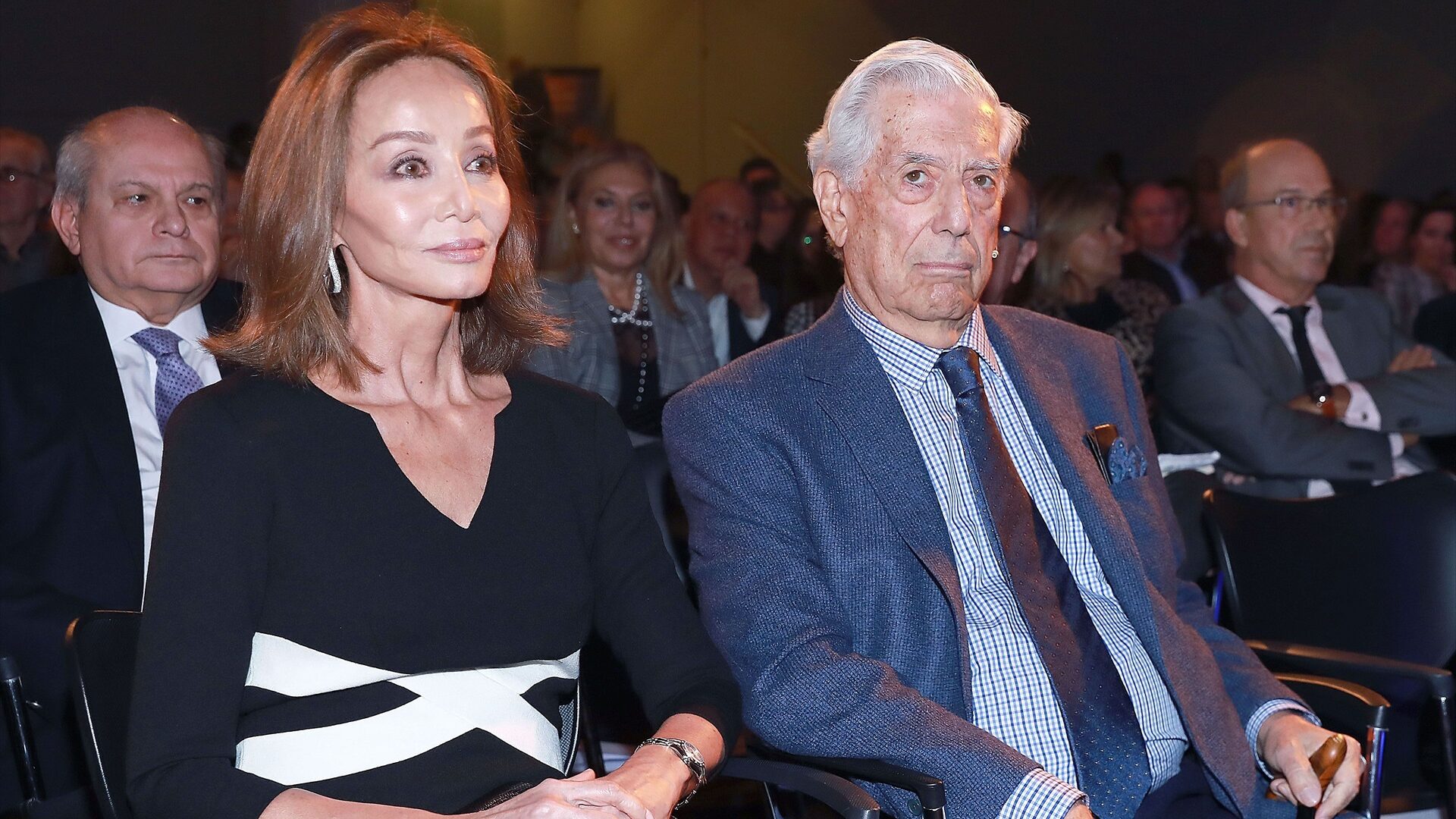 Mario Vargas Llosa habla de Isabel Preysler, de por qué pegó a Gabriel García Márquez y del odio hacia su padre