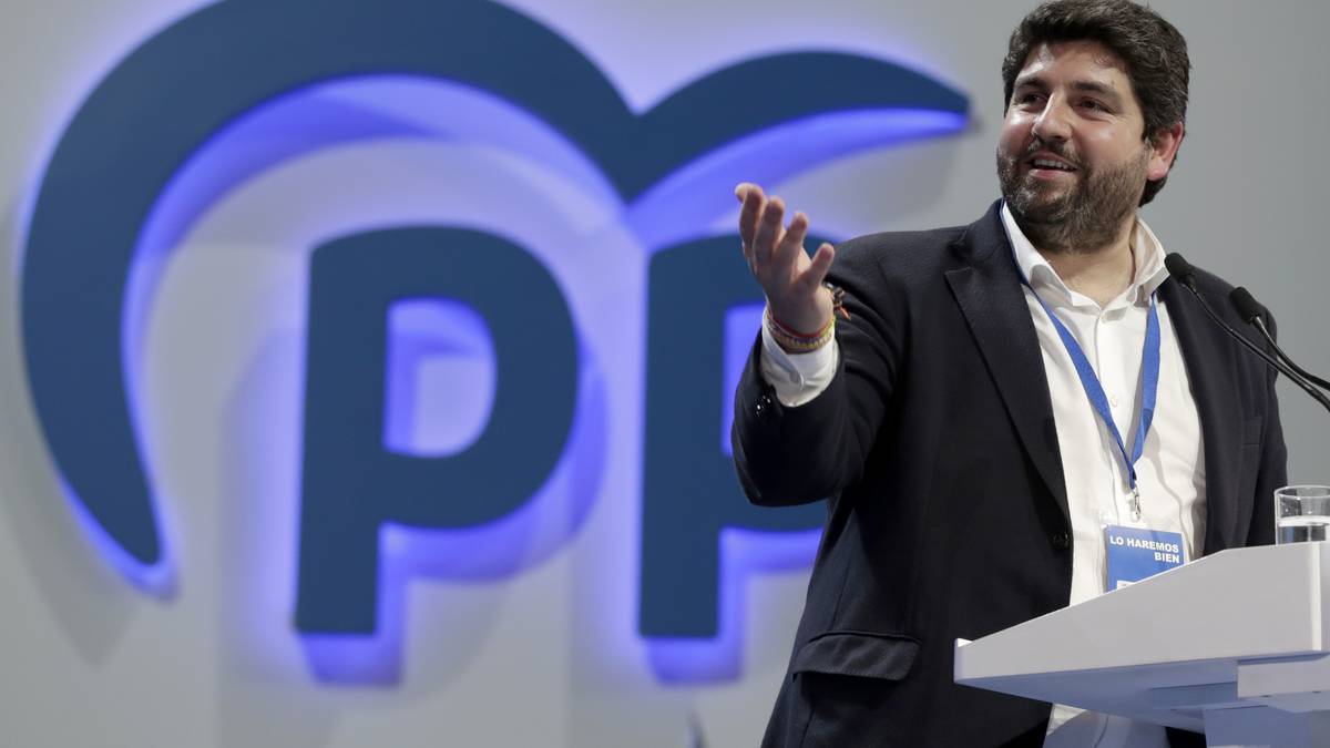 El CIS murciano deja a López Miras a dos escaños de la mayoría absoluta