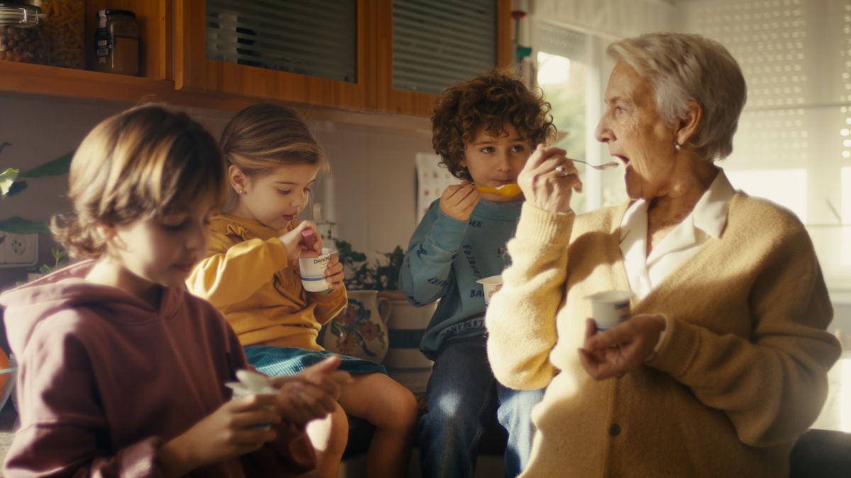 La marca de yogures Danone anuncia que baja sus precios “para apoyar a las familias españolas en el arranque de año y asegurar el acceso a una alimentación saludable esencial”