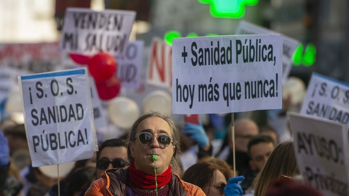 Del 15M a Bardem y las Mareas: quién respalda la marcha por la Sanidad del domingo
