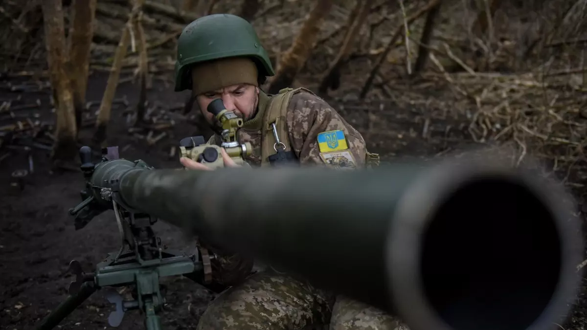 Un soldado ucraniano en la región de Donetsk