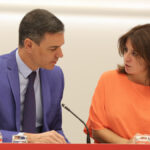 El presidente del Gobierno y secretario general del PSOE, Pedro Sánchez, y Adriana Lastra en una imagen de archivo.
