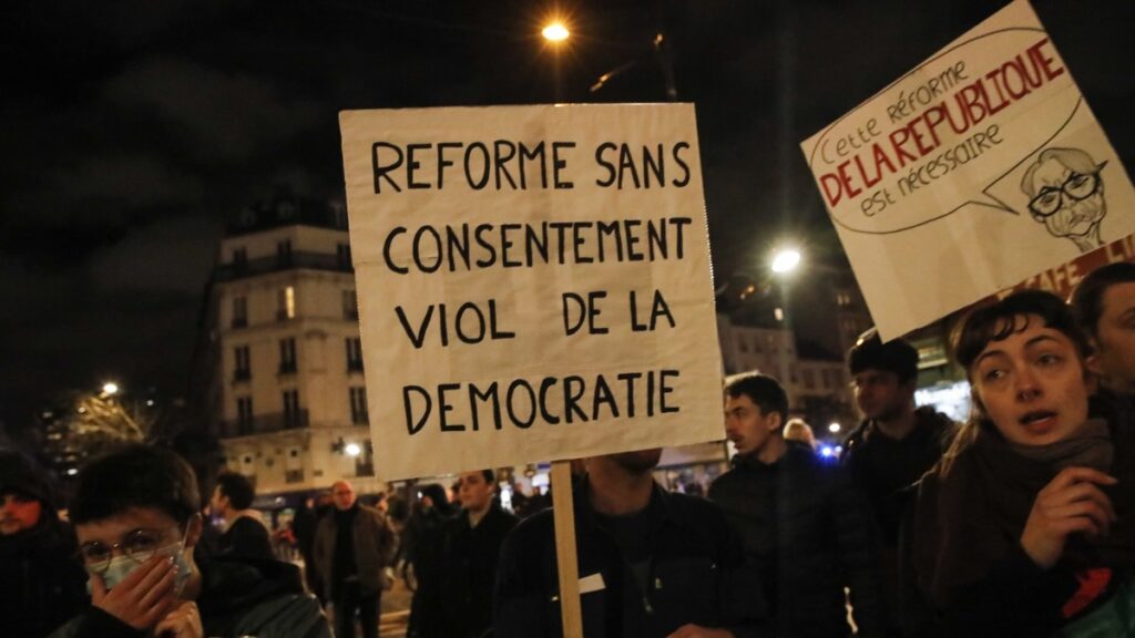 Francia continúa movilizada: al menos una centena de arrestos este sábado