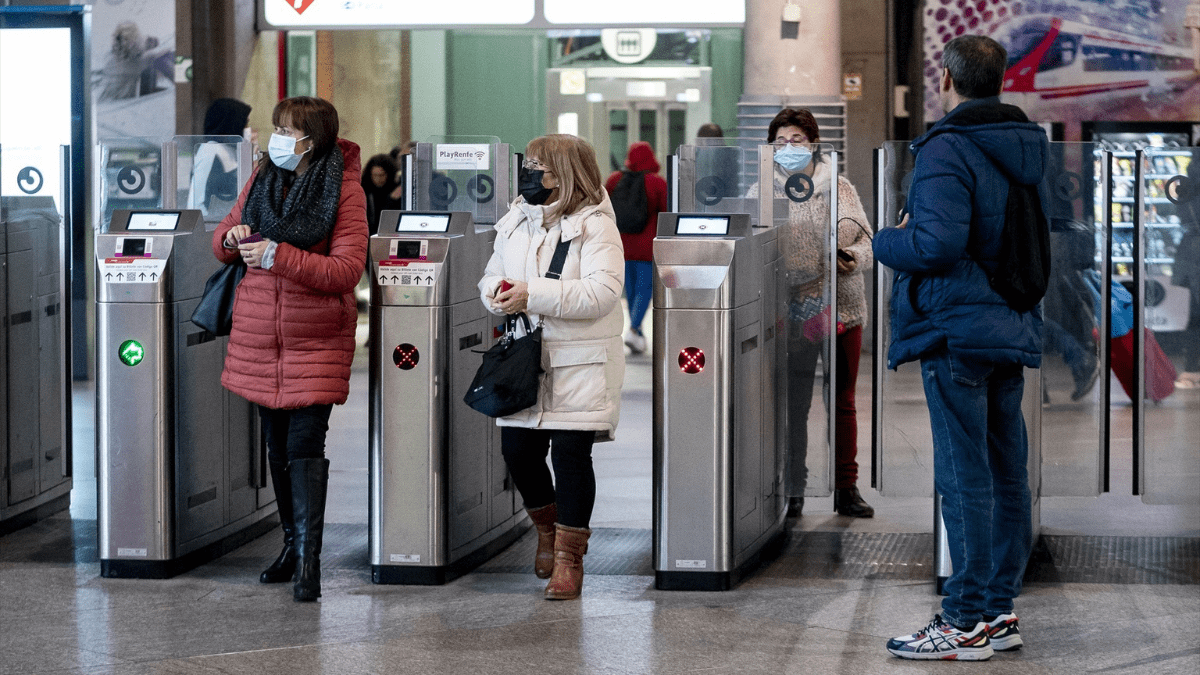 Tres años de pandemia: así ha evolucionado el uso de la mascarilla en España