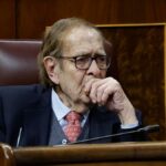 Tamames, resignado ante los "mítines" del PSOE: "Tienen ustedes el síndrome de la Moncloa"