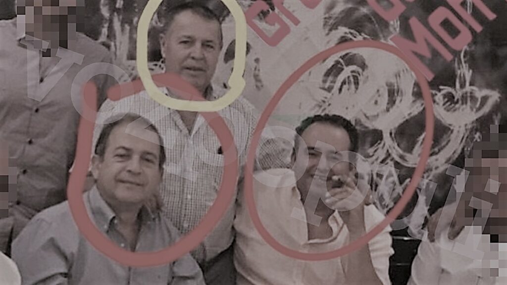 En la fotografía, el general Espinosa (izquierda), imputado en el caso Mediador; el teniente general Jarava, imputado en el caso Cuarteles, y el empresario Tejera de León