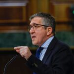 El portavoz del PSOE, Patxi López, en la moción de censura