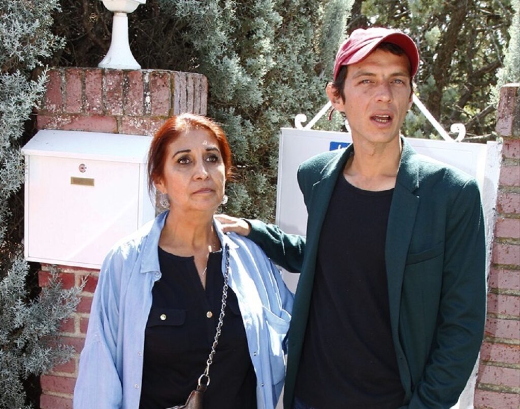 Lourdes Ornelas, madre de Camilo Blanes, y su hijo Camilín