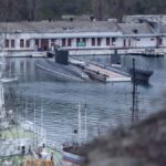 Buques de guerra y submarinos rusos en Sebastopol, Crimea, Ucrania