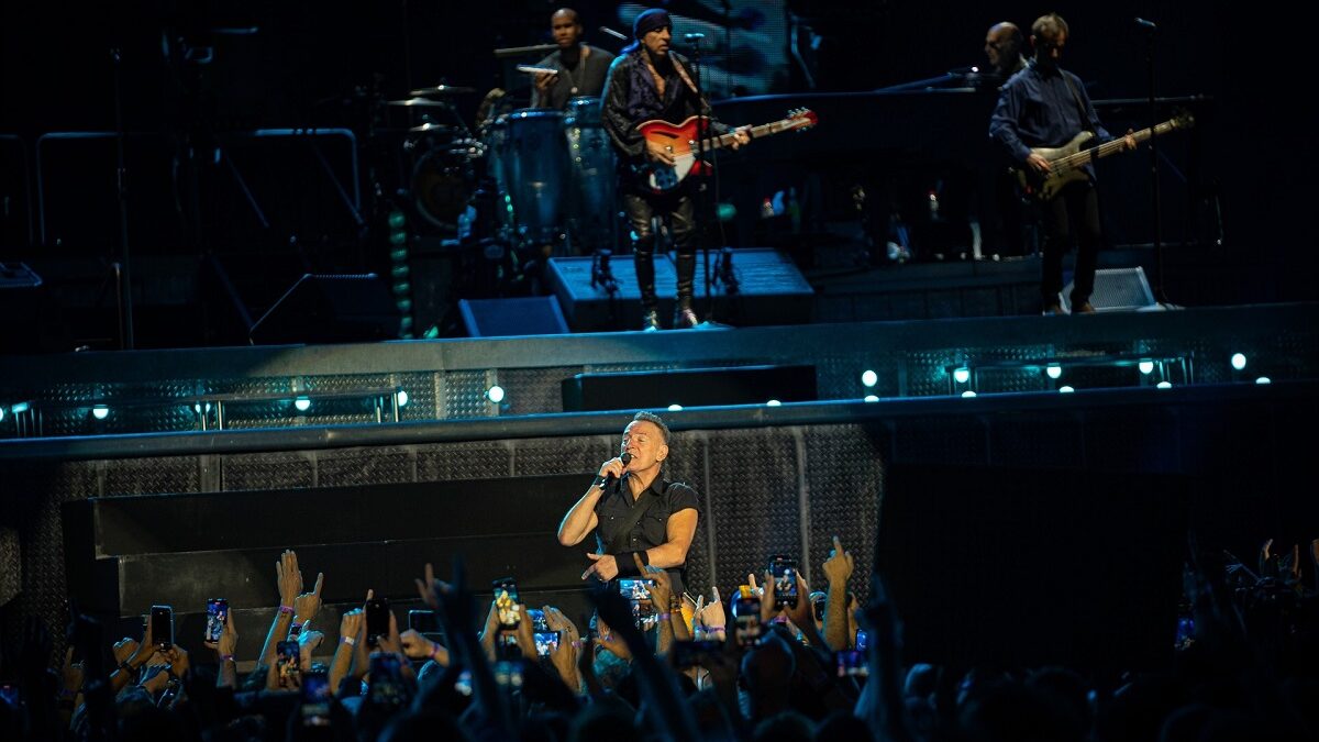 El cantante Bruce Springsteen actúa en el Estadi Olímpic Lluís Companys de Barcelona