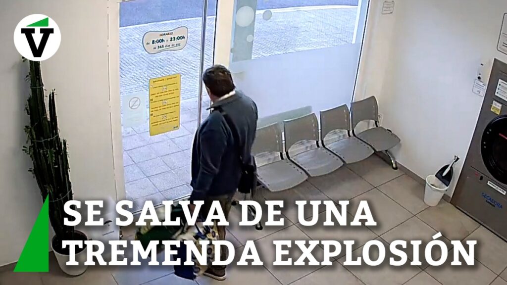 Vídeo: un hombre se libra por segundos de una explosión en una lavandería de La Coruña