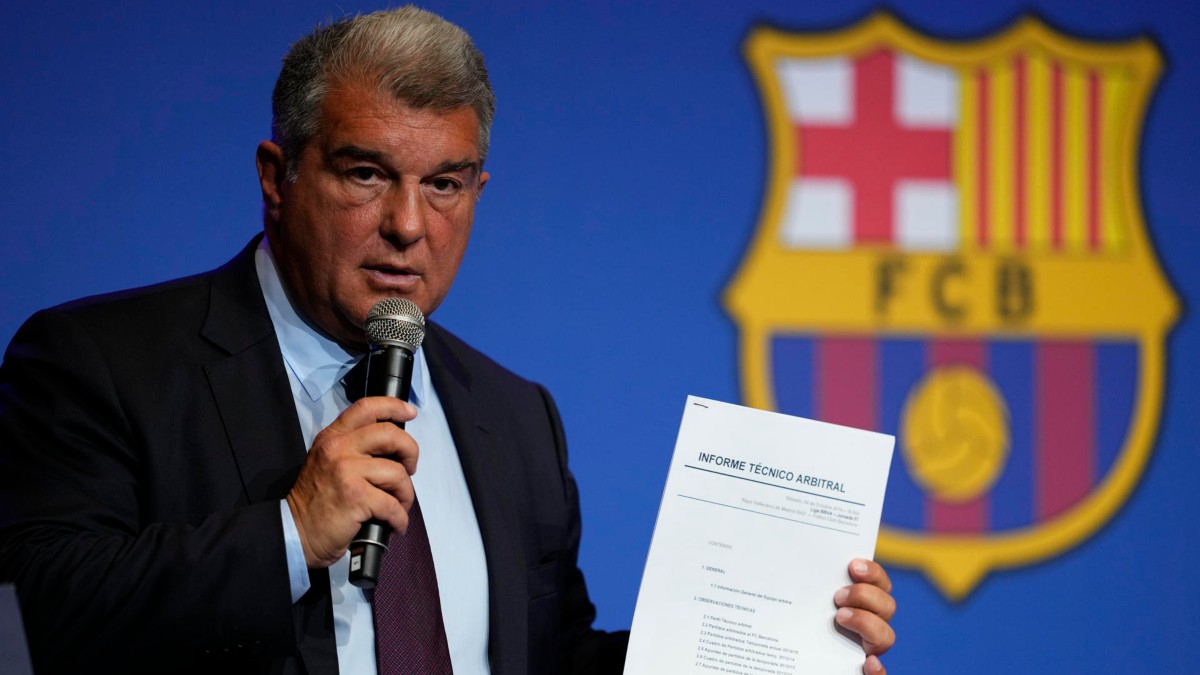 Joan Laporta en su comparecencia para ofrecer la visión del Barça sobre el 'caso Negreira'