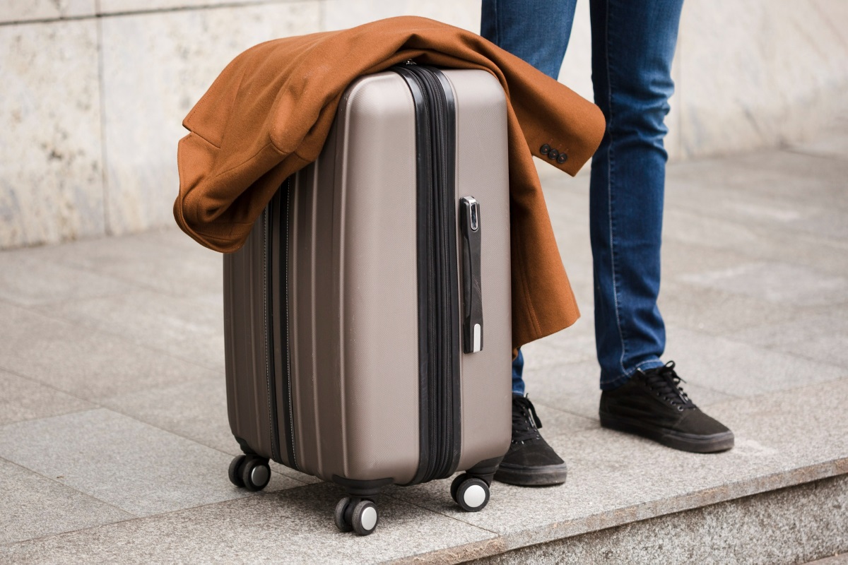 ¿Quieres viajar ligero y ahorrar dinero?: descubre la mejor selección de maletas de cabina buenas y baratas
