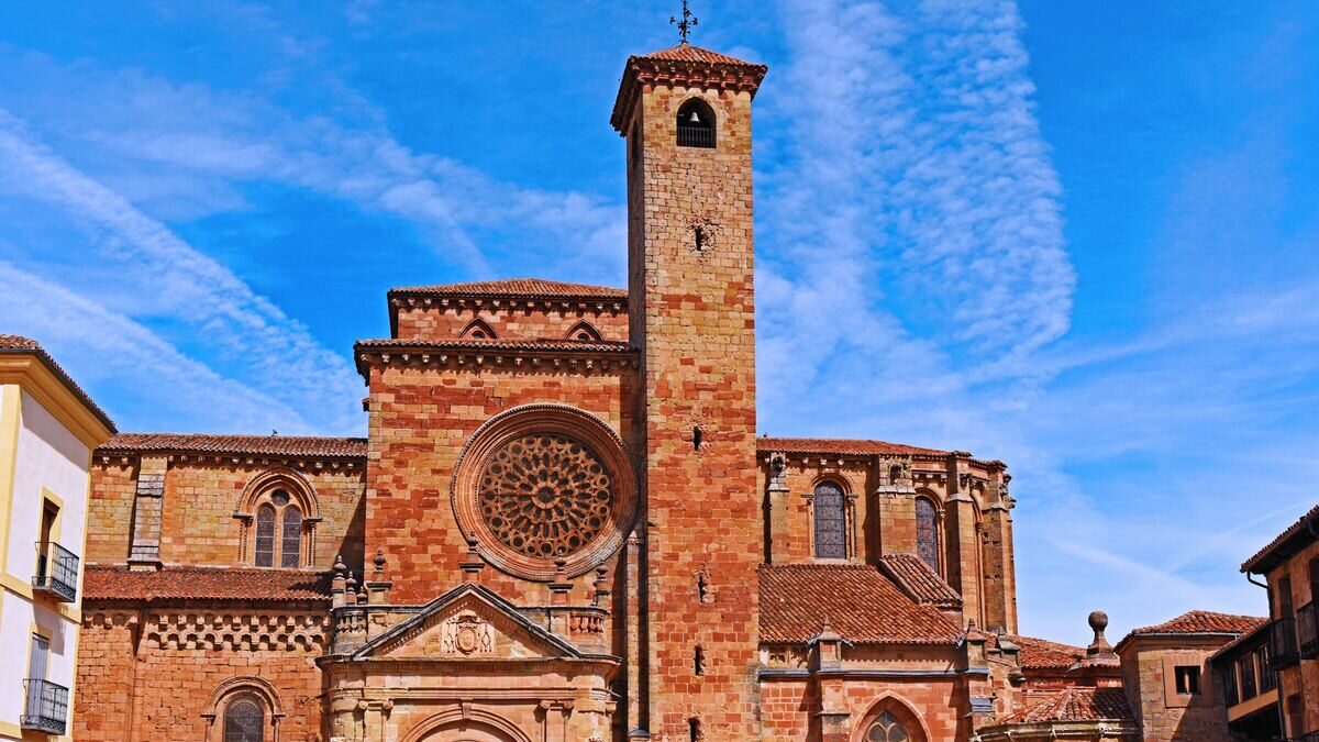Catedral de Santa María, Sigüenza © Hayffield, Unsplash