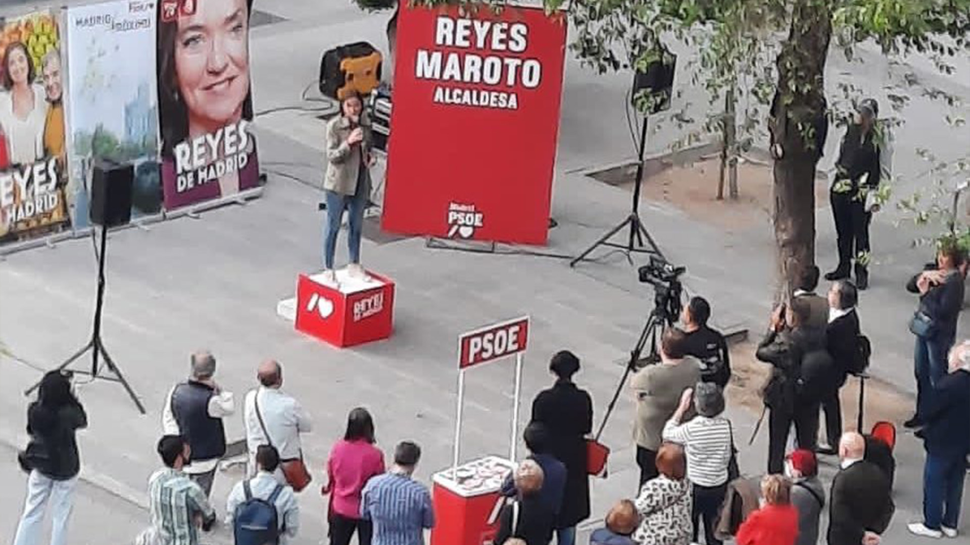 Reyes Maroto, de pinchazo en pinchazo en los mítines de Madrid: "Va a ser peor que Pepu"