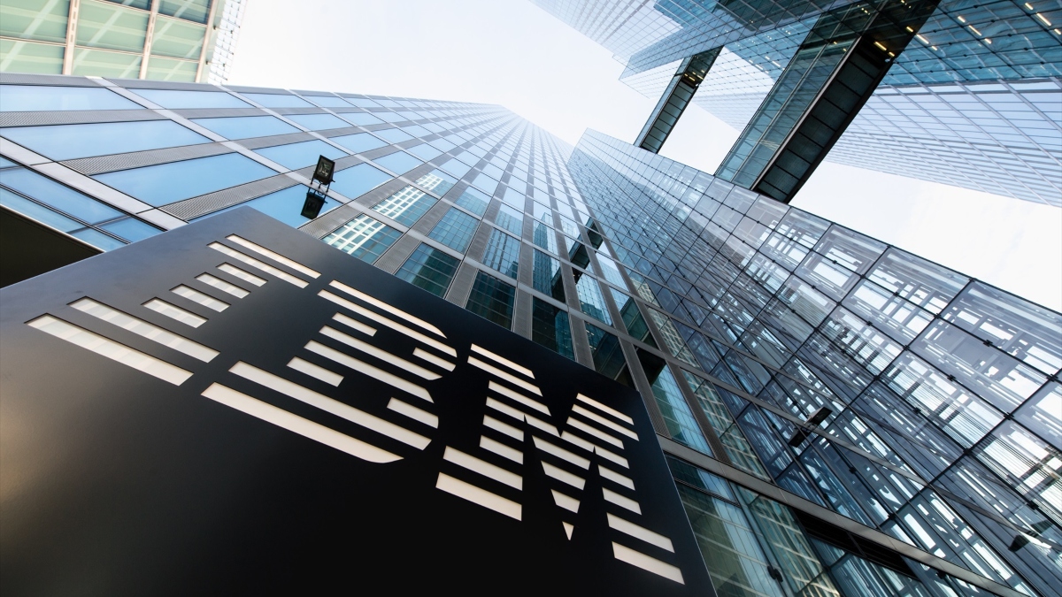 Inteligência artificial coloca em risco 8.000 empregos na IBM