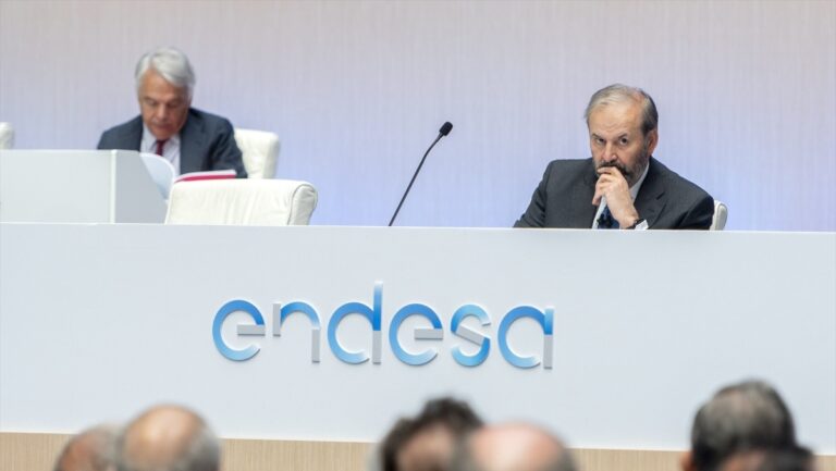 Endesa Ganó 594 Millones De Euros En El Primer Trimestre Un 757 Más 2105