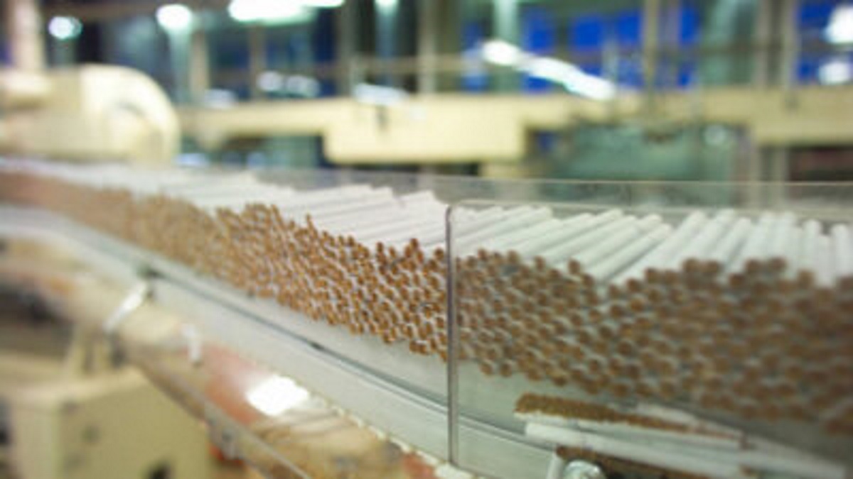 "Los cigarrillos deben estar en los museos", afirma el consejero delegado de Philip Morris International en un discurso en Londres