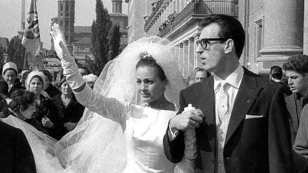 Carmen Sevilla y Augusto Algueró, el padre de su hijo, el día de su boda