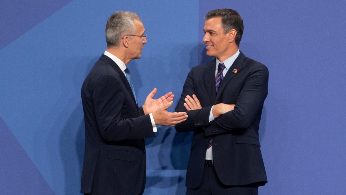 El secretario General de la OTAN, Jens Stoltenberg, y el presidente del Gobierno, Pedro Sánchez