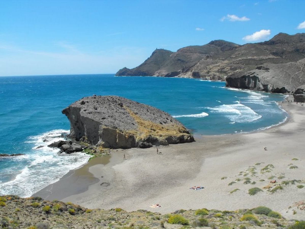 Playas de Almería: muchos mares en uno