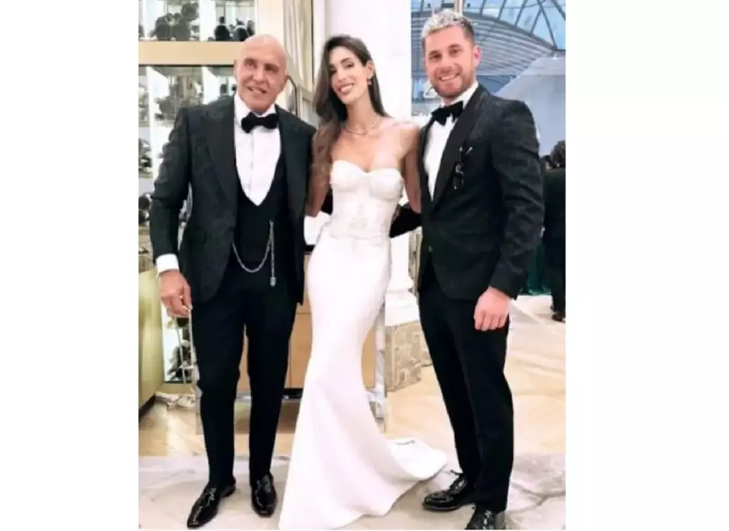 Tom Brusse filtró sin querer una foto de Marta López Álamo y Kiko Matamoros durante el banquete de la boda en el hotel Ritz