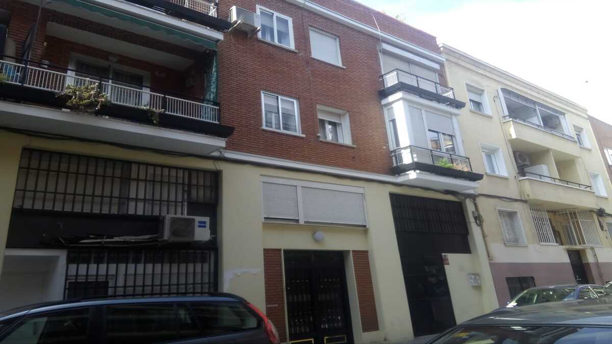 El edificio donde reside la narcokupa en el distrito madrileño de Tetuán