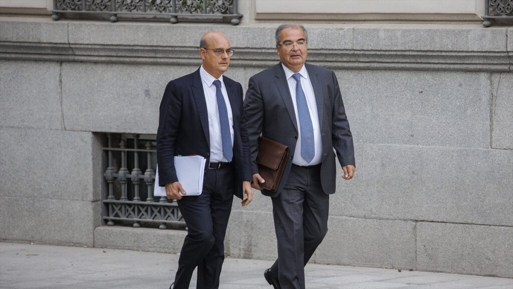 Pedraz archiva la causa contra Ron por la ampliación del Banco Popular de 2012
