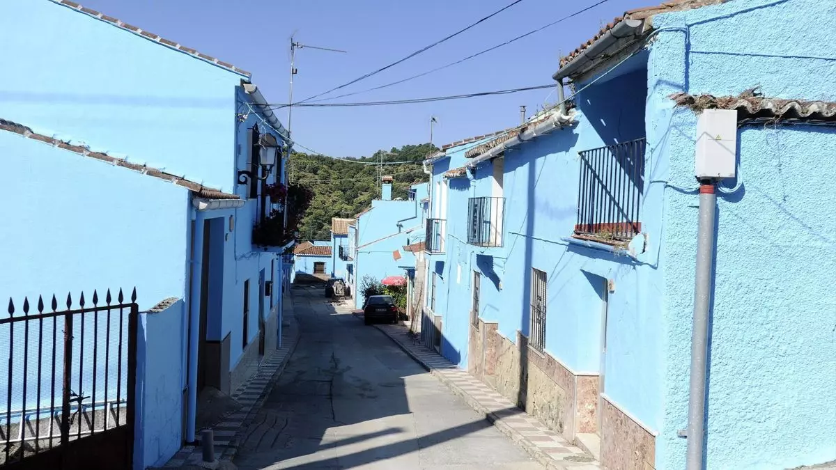 El pueblo 'pitufo' de España: sus casas son azules