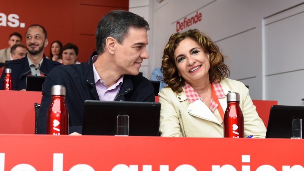 El PSOE trata de captar votantes 