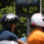 Termómetro de calle marcando 40º en Sevilla