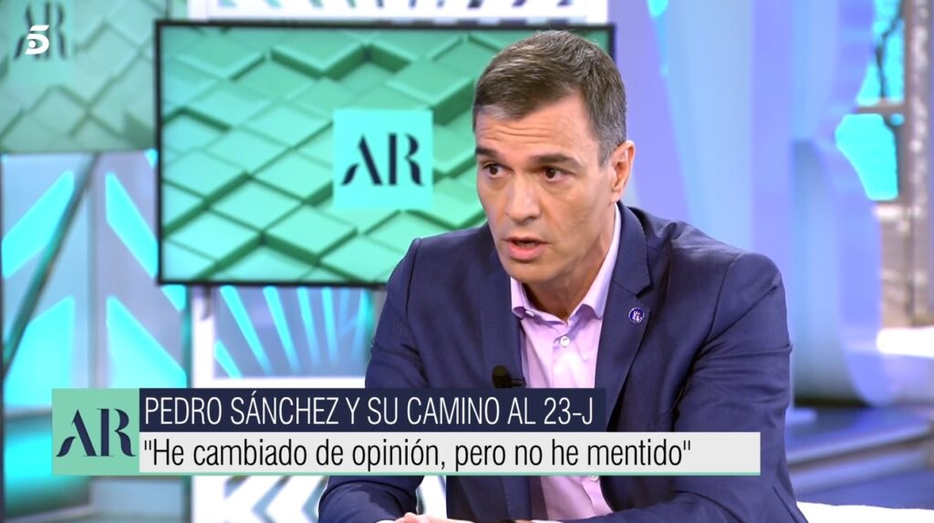 Pedro Sánchez en la entrevista con Ana Rosa Quintana