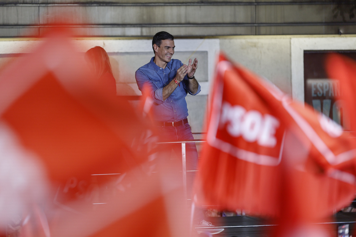 Feijóo y Vox se estrellan contra Sánchez: el PSOE podrá repetir el 'Frankenstein' con permiso de Puigdemont