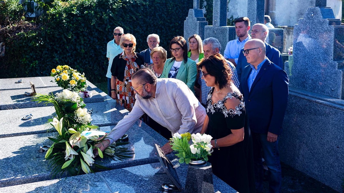 Ofrenda floral a Miguel Ángel Blanco, secuestrado y asesinado por ETA