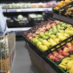 Carrefour, Lidl: por qué se pone la fruta y verdura en la entrada de los supermercados