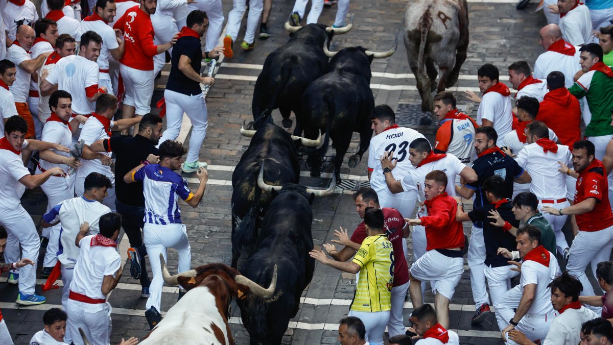 Séptimo encierro de San Fermín 2023: los toros Victoriano del Río ofrecen la carrera más veloz