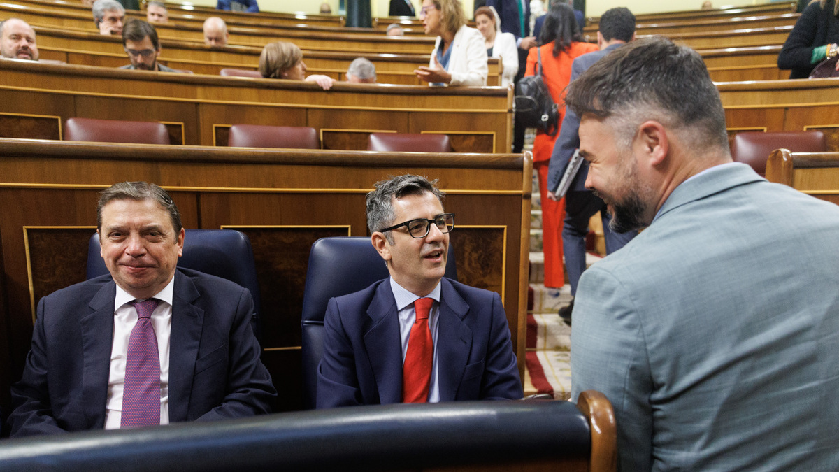 (I-D) Luis Planas, Félix Bolaños y Gabriel Rufián, en el Congreso.