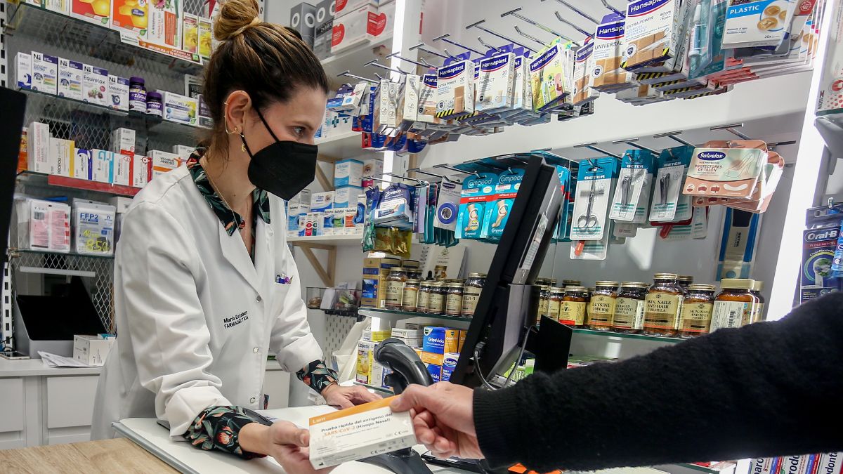 Ministerio de Sanidad abre las puertas a los extranjeros y facilita la compra de medicamentos en la Unión Europea