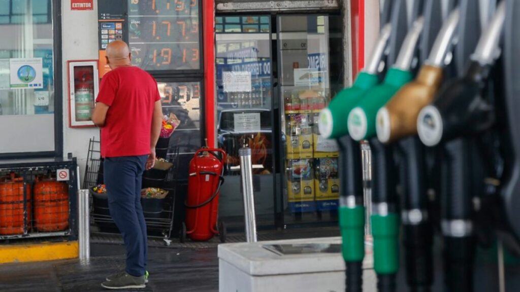 La operación retorno estará marcada por la gasolina: el precio llega a máximos de 2023