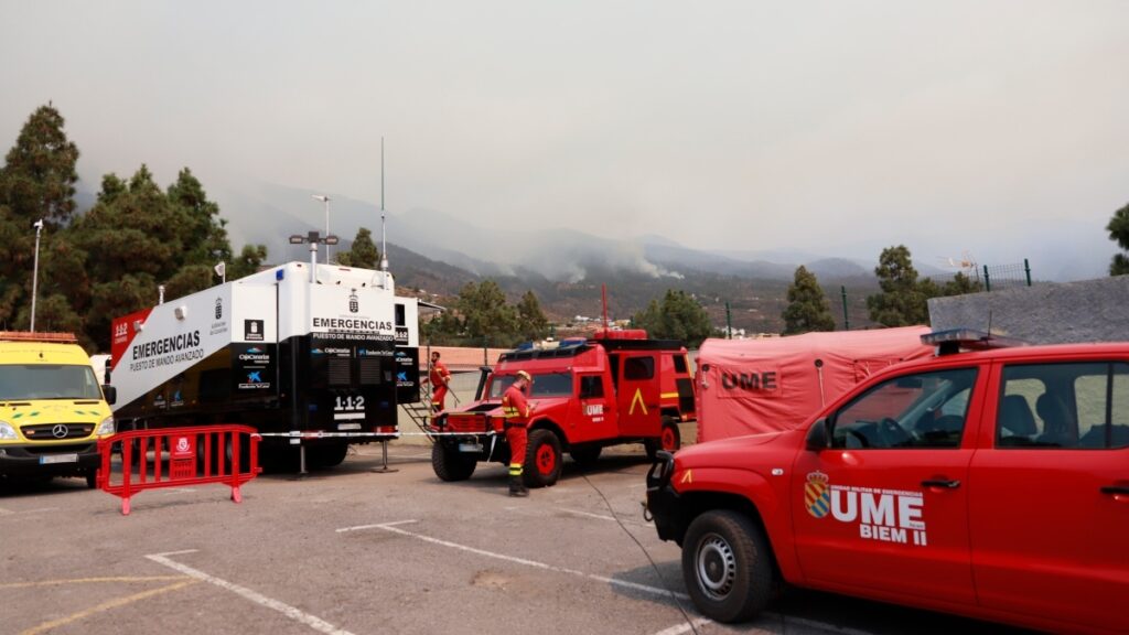 La Evolución Positiva Del Incendio Forestal De Tenerife Permite Retirar Los Hidroaviones Y La Ume 9928