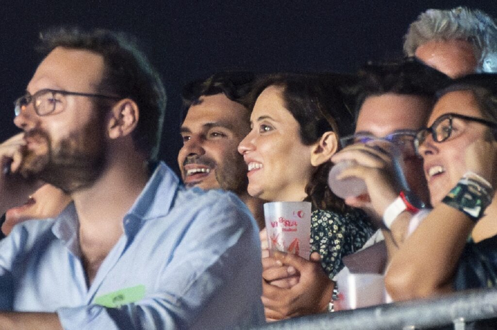Isabel Díaz Ayuso y su novio Alberto González el pasado 6 de julio en el festival Mad Cool