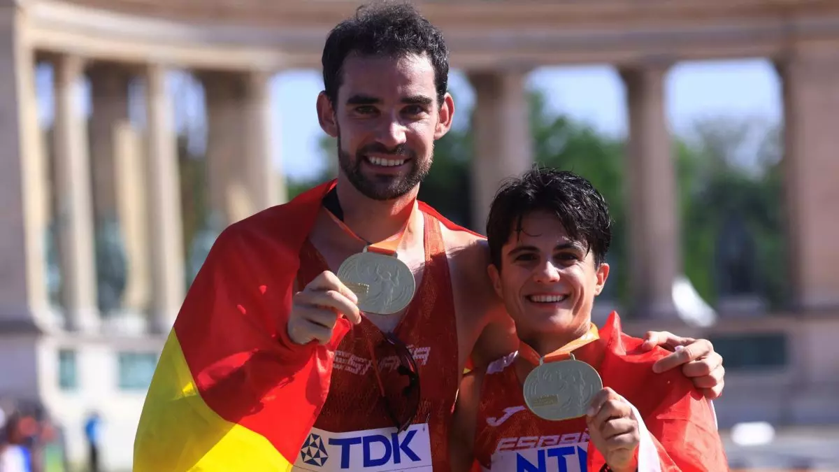 Nueva gesta en el deporte español: María Pérez y Álvaro Martín logran un histórico doble oro mundial